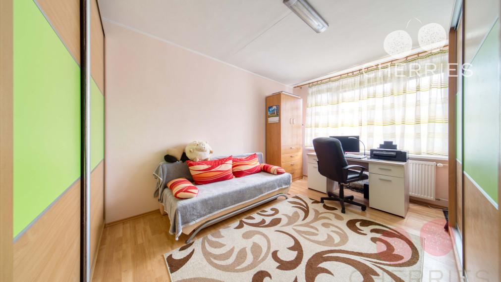 Nad Jazerom: trojizbový byt,nová rekonštrukcia, výhľad, - ihneď bývaj